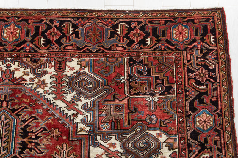 9' 9" x 6' 11" Excellent Hand-Knotted Vintage Geometric Collectible Tribal Area Rug - Yasi & Fara 
