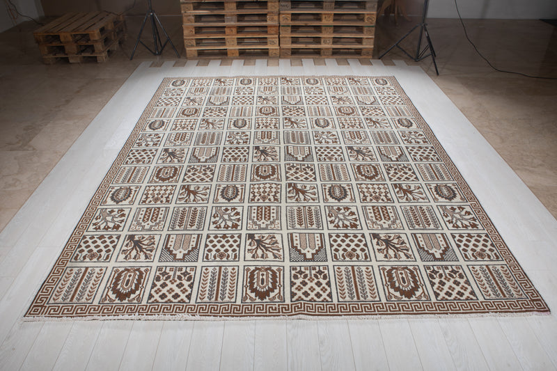 11' 6" x 8' 6" Excellent Hand-Knotted Neutral Antique Large Area Rug - Yasi & Fara 