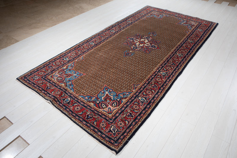 9'11" x 4'10" Excellent Hand-Knotted Vintage Collectible Tribal Rug - Yasi & Fara 