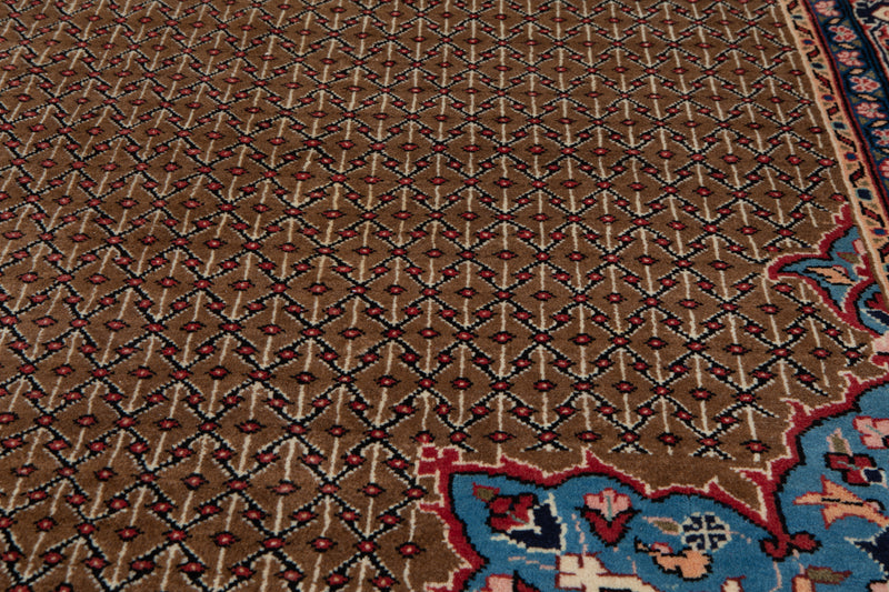 9'11" x 4'10" Excellent Hand-Knotted Vintage Collectible Tribal Rug - Yasi & Fara 
