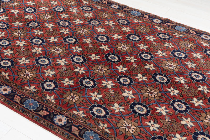 9' 6" x 5' 2" Excellent Hand-Knotted Vintage Collectible Tribal Rug - Yasi & Fara 
