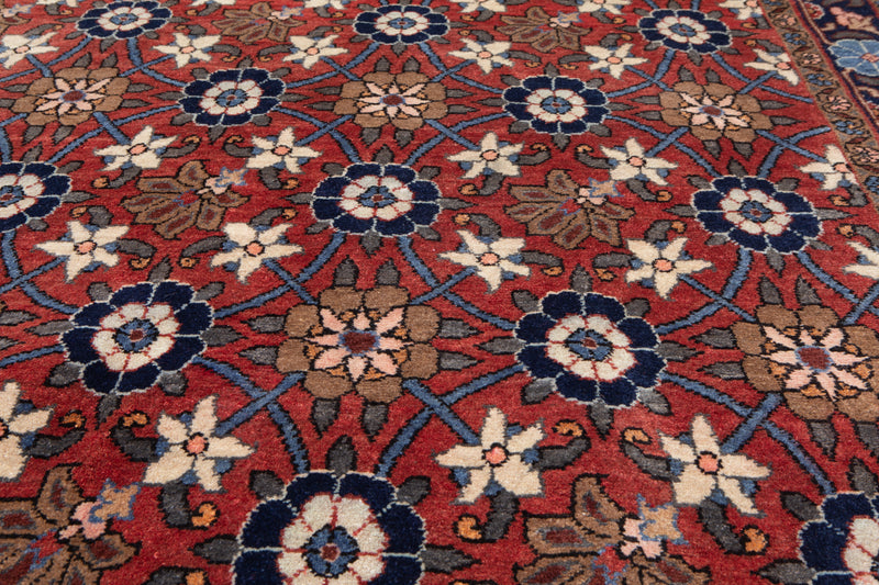 9' 6" x 5' 2" Excellent Hand-Knotted Vintage Collectible Tribal Rug - Yasi & Fara 