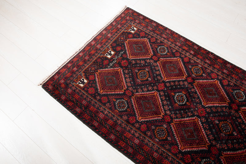 6' 9" x 3' 8" Excellent Hand-Knotted Vintage Fine Tribal Rug - Yasi & Fara 