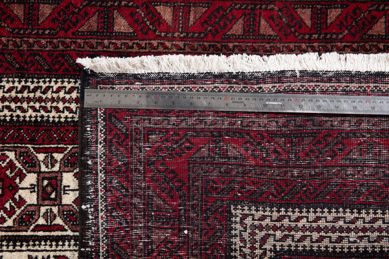 5' 10" x 3' 2" Excellent Hand-Knotted Vintage Fine Tribal Rug - Yasi & Fara 